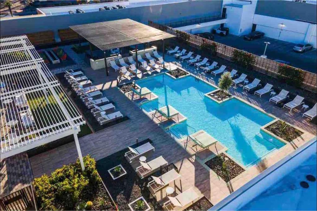 Sun Devil Studio With Rooftop Pool & Clubhouse! Tempe Εξωτερικό φωτογραφία